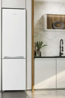 Beko RCSA300K40WN kombiskap