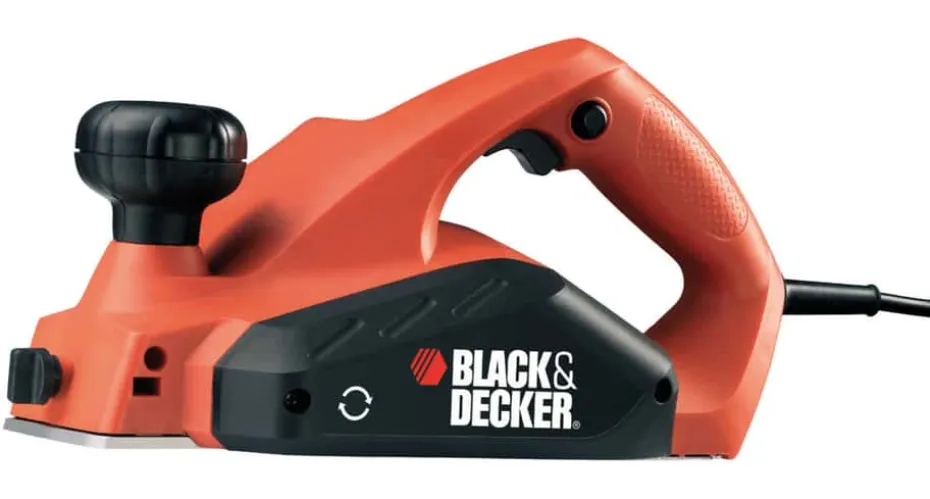 BLACK+DECKER høvel 710 Watt 82mm