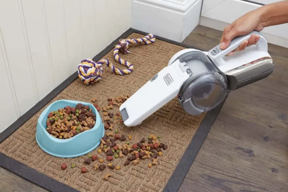 Black+Decker Pivot Nose 18V håndstøvsuger