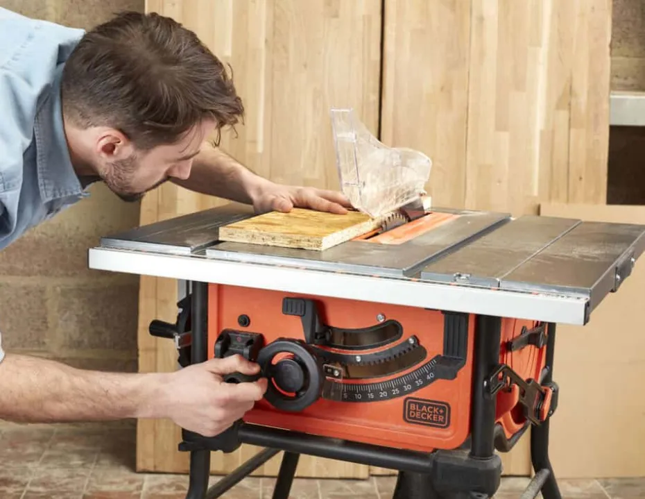 Black+Decker BES720-QS 1800W bordsag