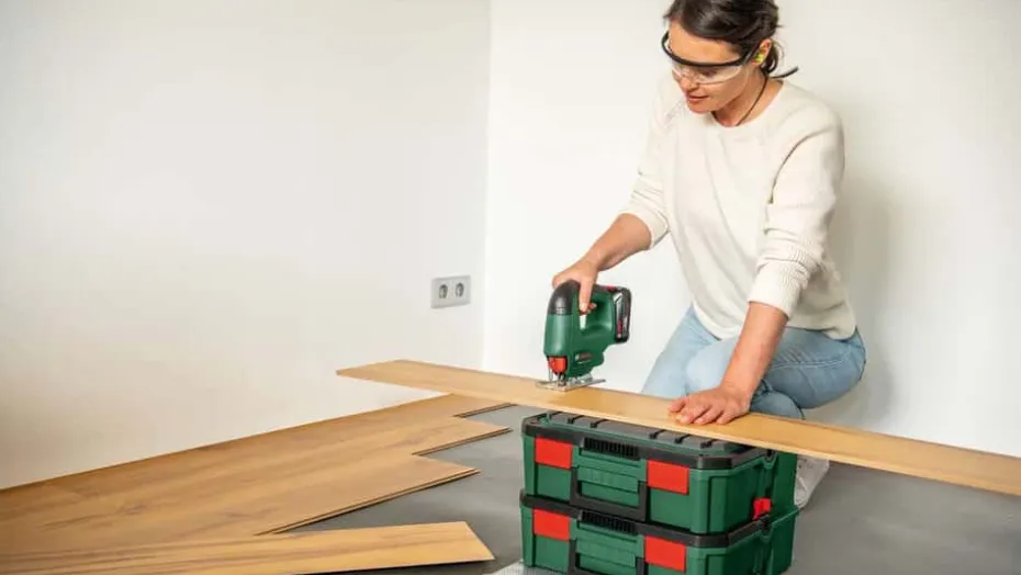 Bosch Easy drill, stikksag og multisliper m/batteri
