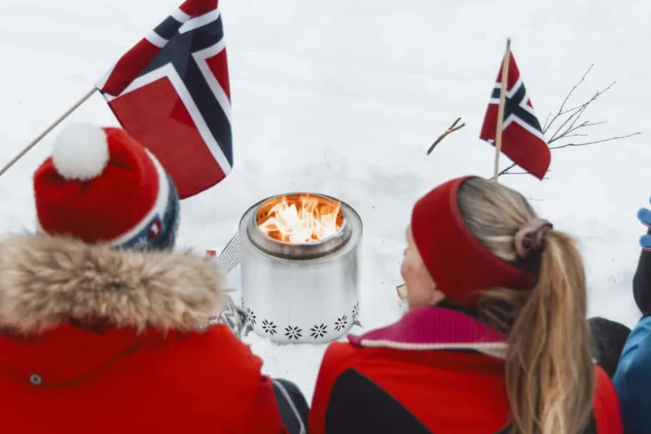 FCC Volcano Camper båltønne m/tilbehør