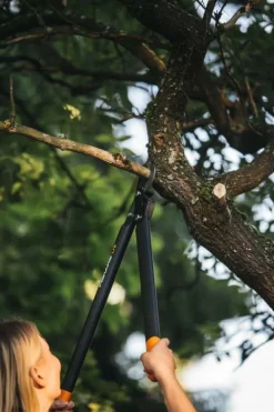 Fiskars PowerGear rydningssaks m/sideskjær