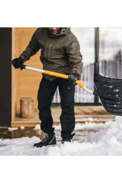 Fiskars X-series Ergo snømåke