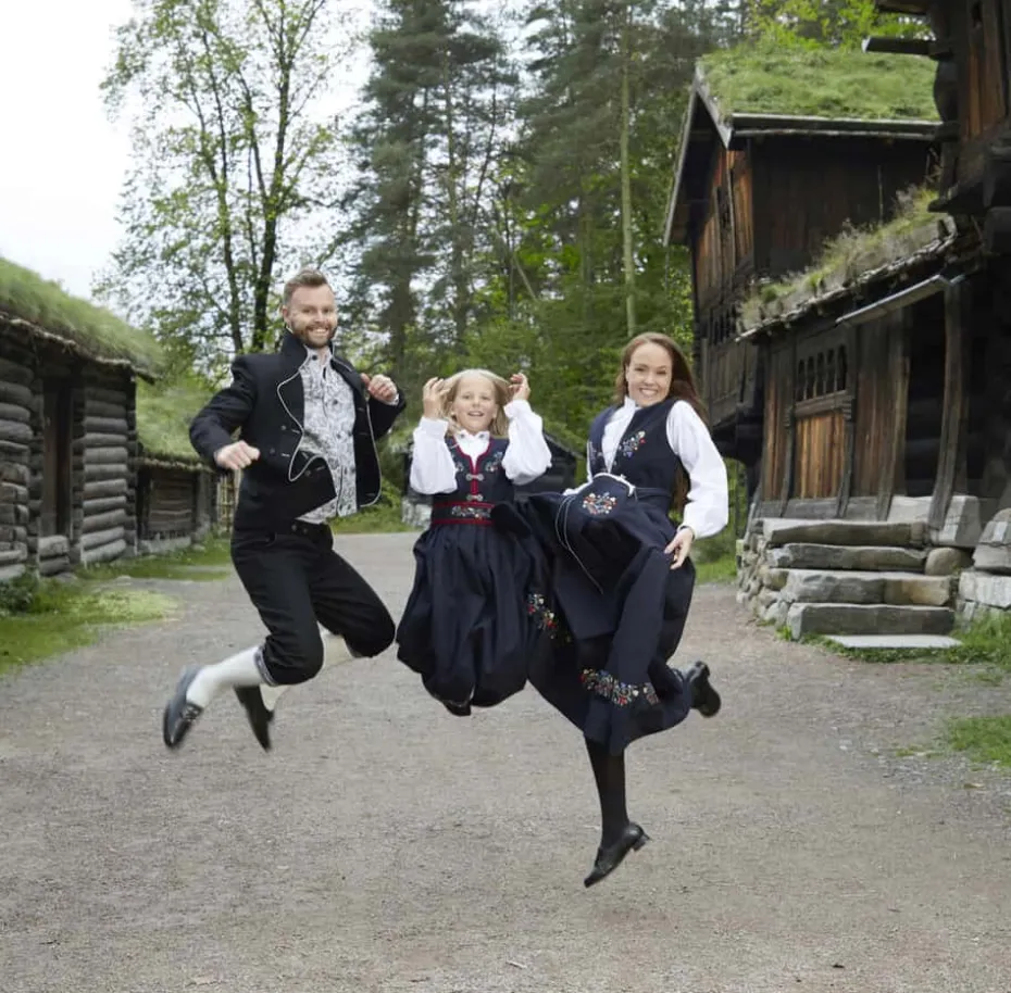 Ingrid festdrakt dame