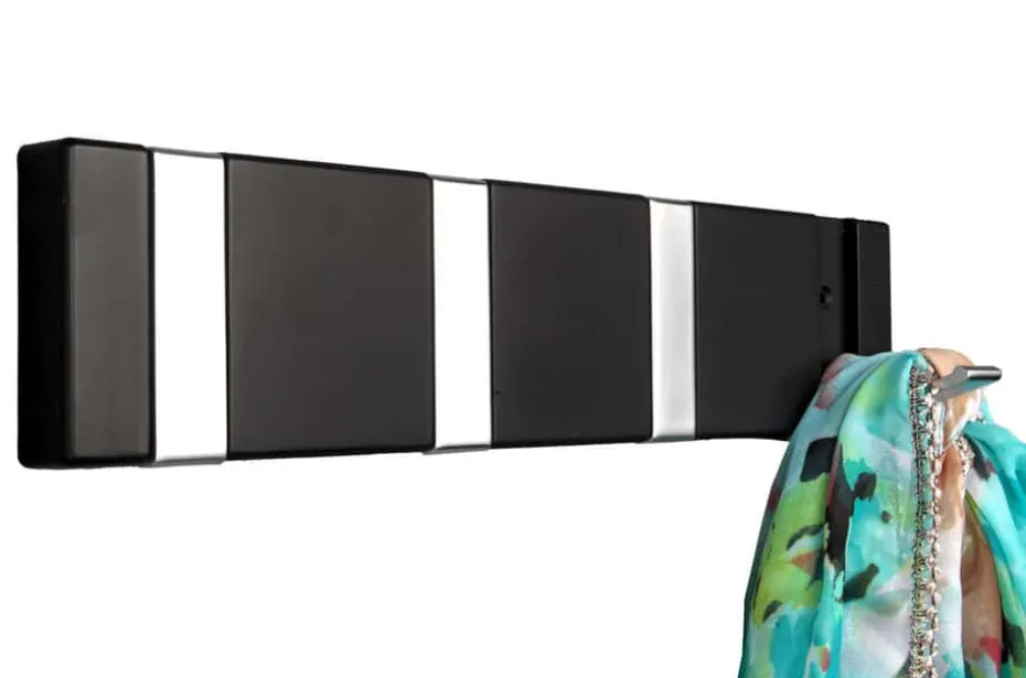 Knaggrekke Flex med 4 knagger (sort)