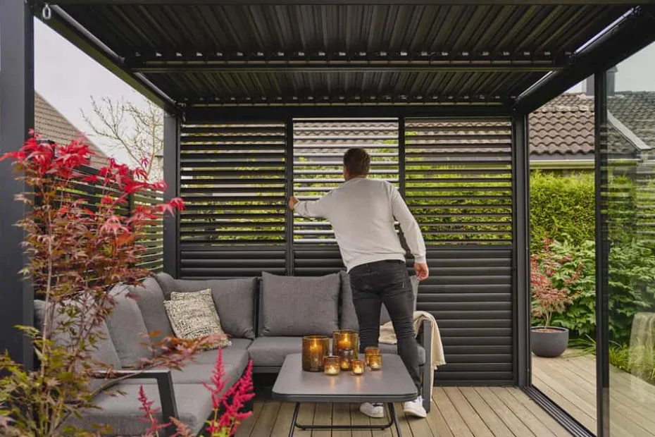 Krifon Stavern pergola lamellvegg