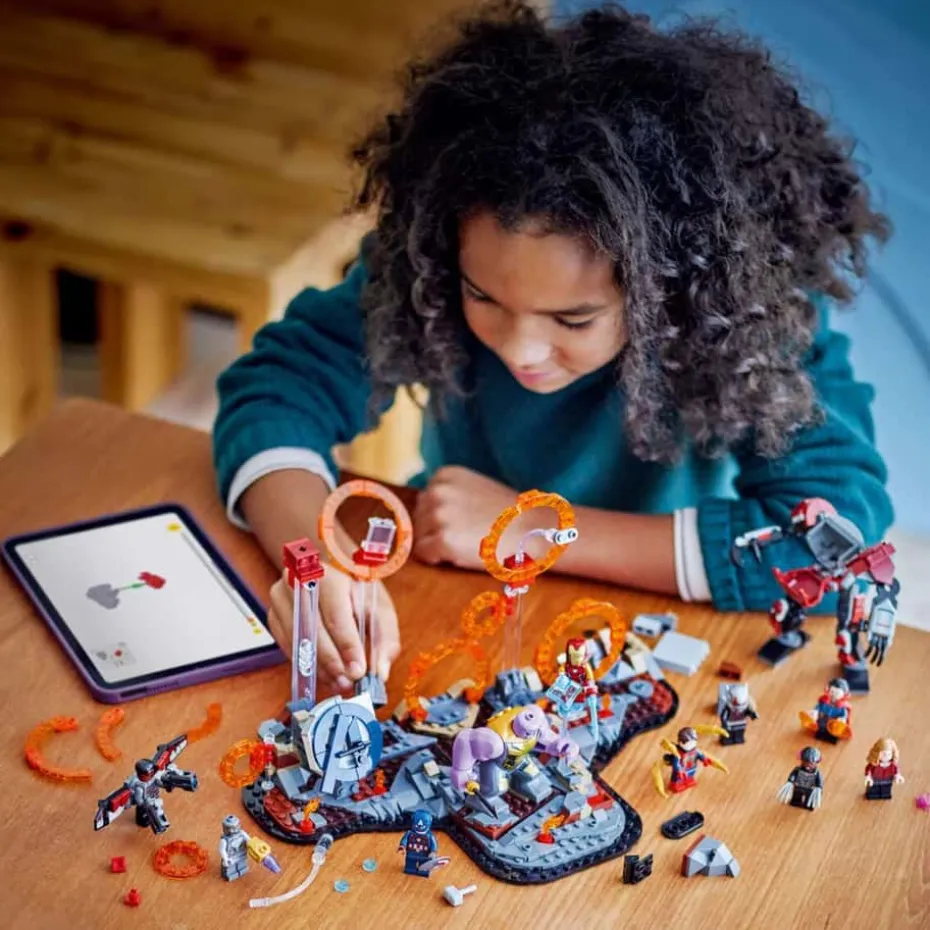 LEGO® ǀ Marvel Avengers: Endgame – sluttoppgjøret 76323