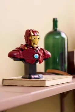 LEGO® ǀ Marvel Byste av Iron Man MK4 76327