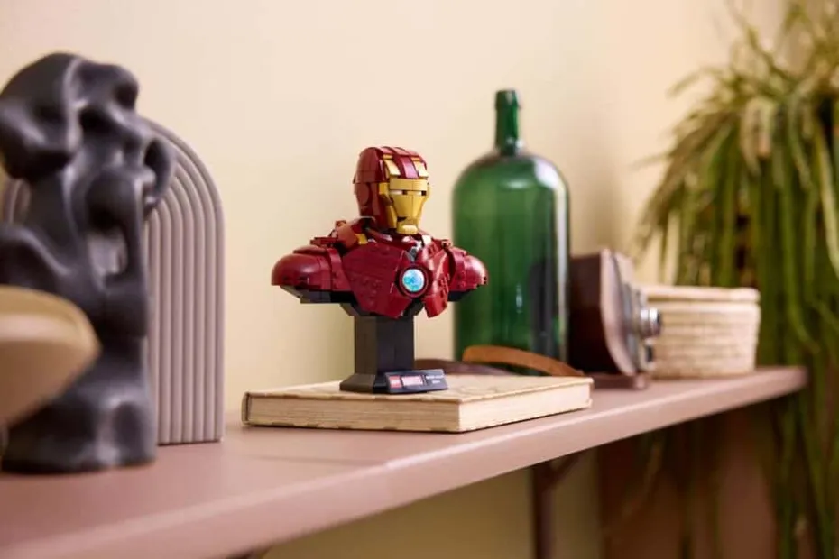 LEGO® ǀ Marvel Byste av Iron Man MK4 76327