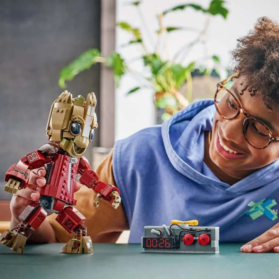 LEGO® ǀ Marvel Groot i Ravager-drakt 76341