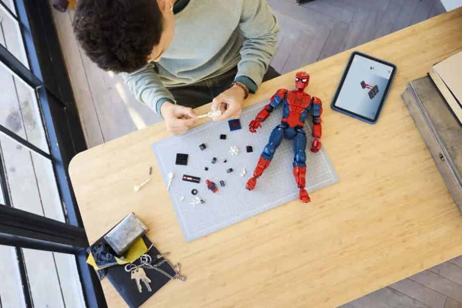LEGO® ǀ Marvel Heltefigur av Spider-Man 76346