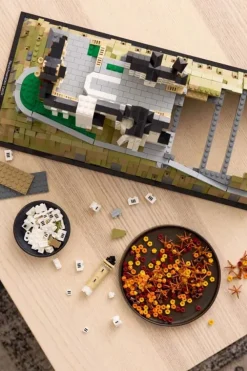 LEGO® Architecture Neuschwanstein 21063
