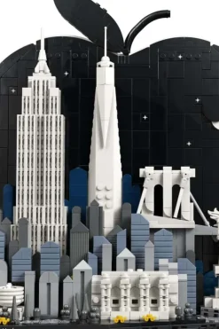 LEGO® Architecture New York City – «The Big Apple» 21066