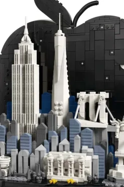 LEGO® Architecture New York City – «The Big Apple» 21066