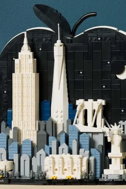 LEGO® Architecture New York City – «The Big Apple» 21066