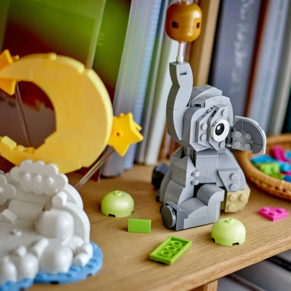LEGO® Babyelefant på en sky 40814