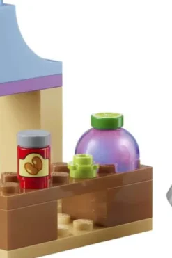 LEGO® Bluey Bingos fine restaurant 30713