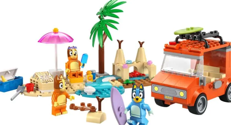 LEGO® Bluey: Bluey og familiens biltur til stranden 11202