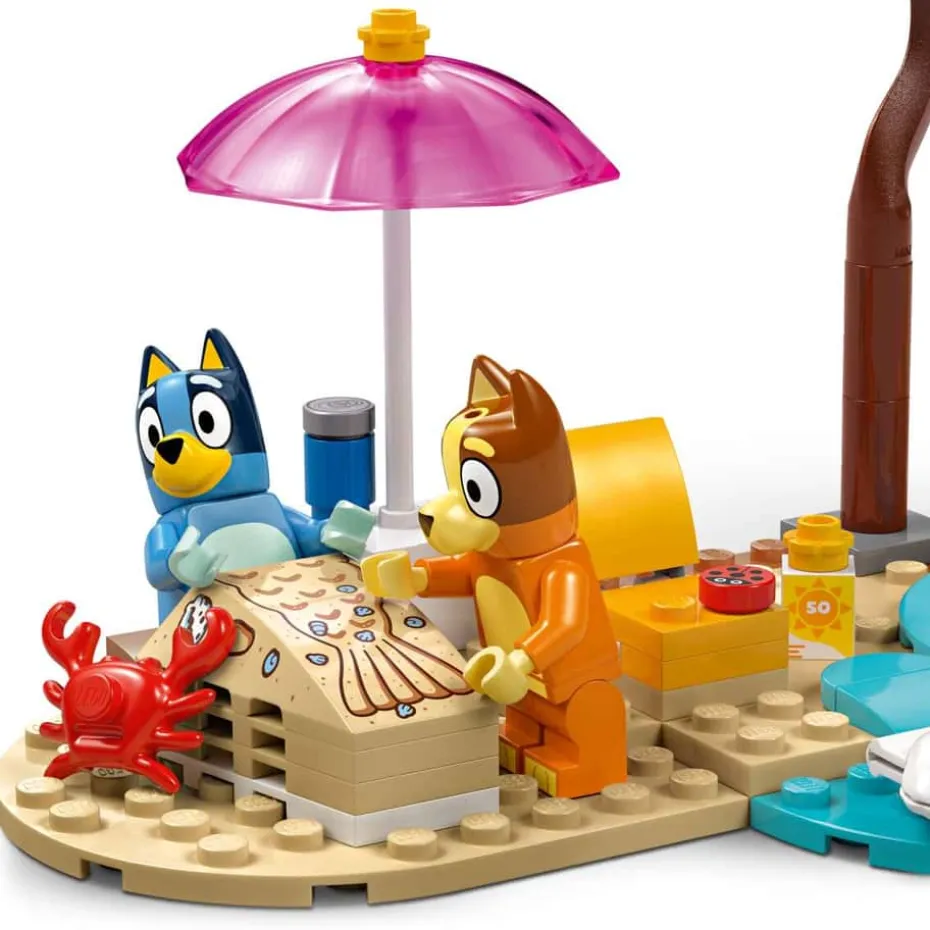 LEGO® Bluey: Bluey og familiens biltur til stranden 11202