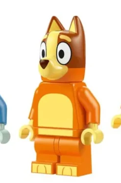 LEGO® Bluey: Bluey og familiens biltur til stranden 11202