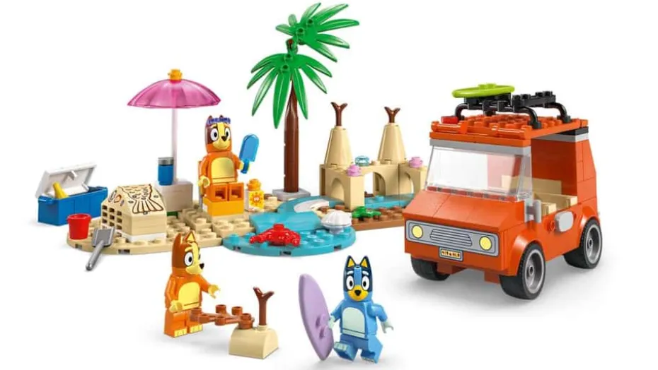 LEGO® Bluey: Bluey og familiens biltur til stranden 11202