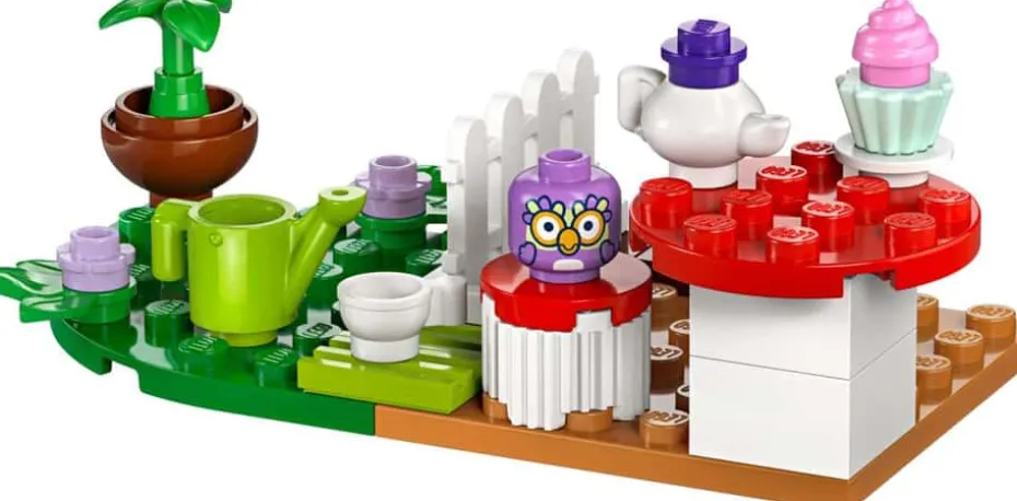 LEGO® Bluey: Blueys teselskap 30687