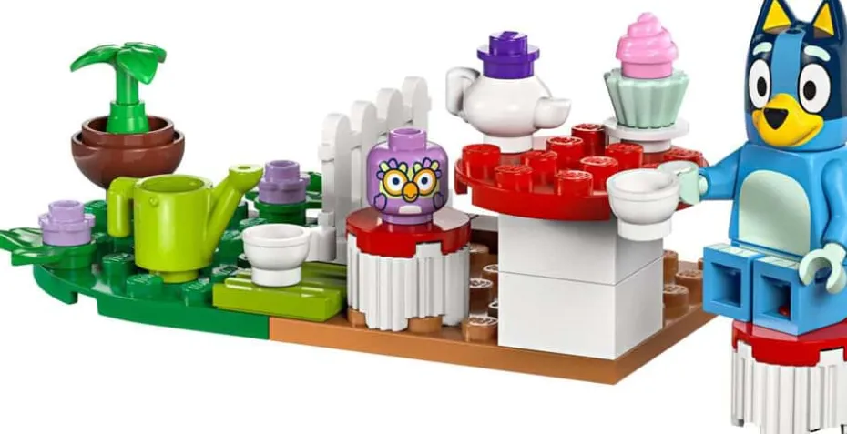 LEGO® Bluey: Blueys teselskap 30687