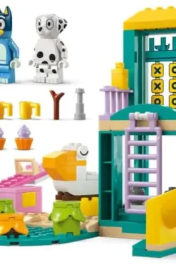 LEGO® Bluey: Moro på lekeplassen med Bluey og Chloe 11201