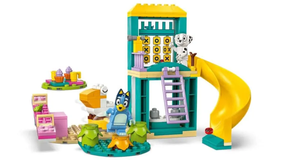 LEGO® Bluey: Moro på lekeplassen med Bluey og Chloe 11201