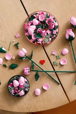 LEGO® Botanicals Rosa rosebukett 10374