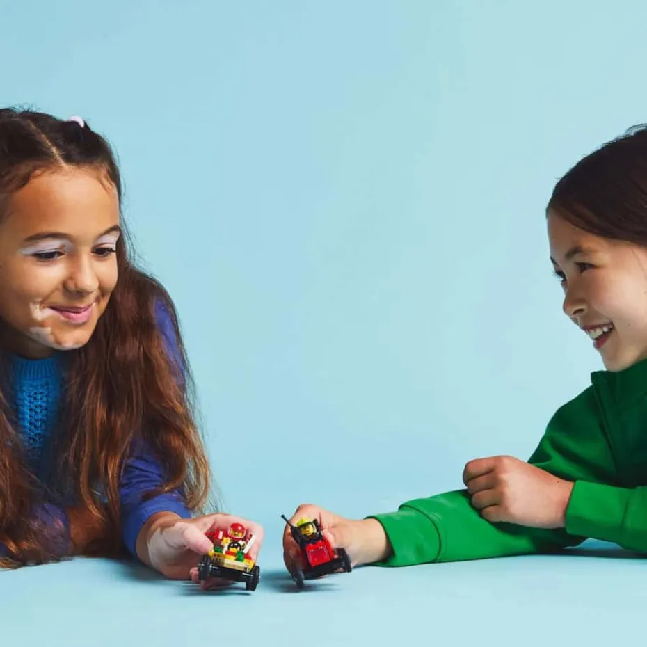 LEGO® City Billøp mellom pizzabil og brannbil 60458