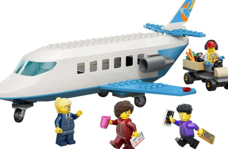 LEGO® City Passasjerfly 60367