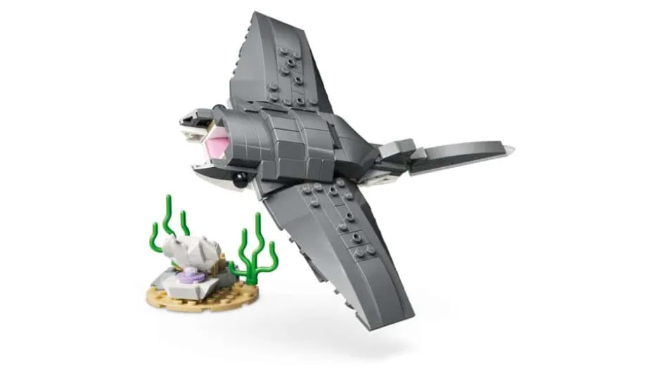 LEGO® Creator Blodtørstig hai med skattkiste 31381