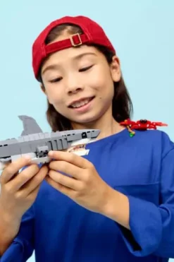 LEGO® Creator Blodtørstig hai med skattkiste 31381