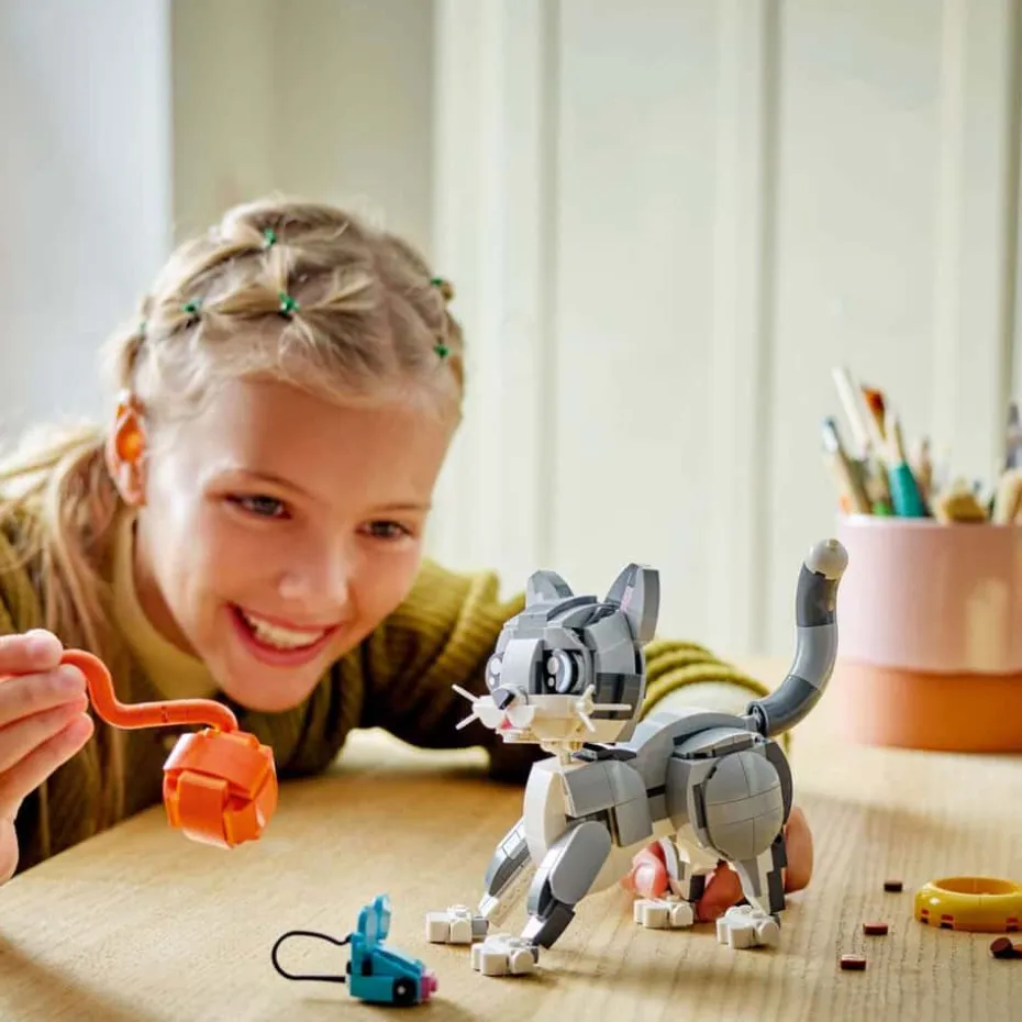 LEGO® Creator 3-i-1 Leken katt 31163