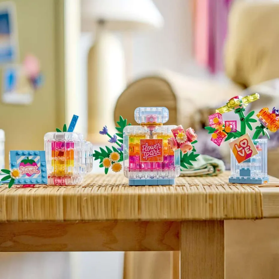 LEGO® Creator 3-i-1 Parfymeflaske med blomsterdekor 31383