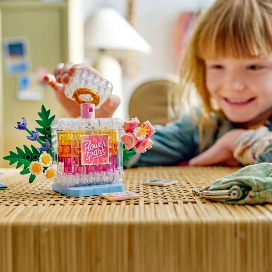 LEGO® Creator 3-i-1 Parfymeflaske med blomsterdekor 31383