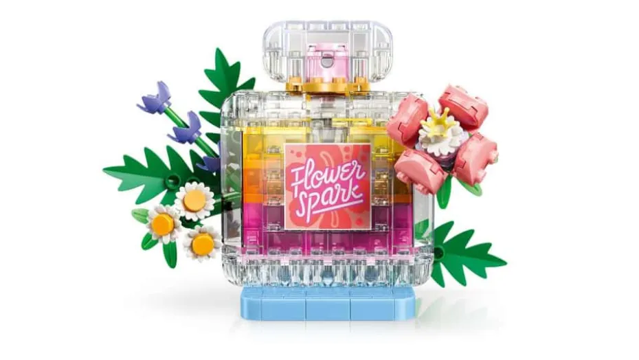 LEGO® Creator 3-i-1 Parfymeflaske med blomsterdekor 31383