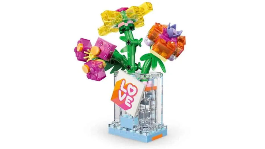 LEGO® Creator 3-i-1 Parfymeflaske med blomsterdekor 31383
