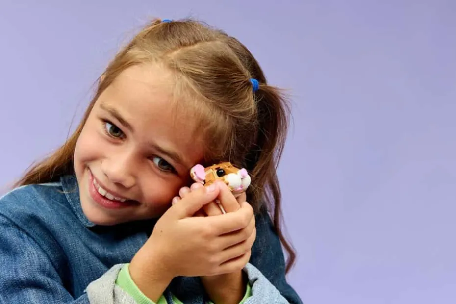 LEGO® Creator 3-i-1 Søt hamster med en blomst 31376