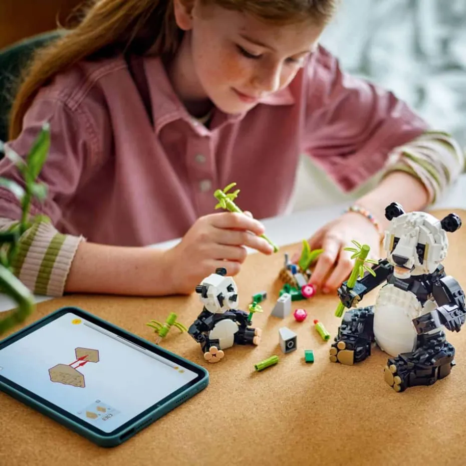 LEGO® Creator 3-i-1 Ville dyr: Pandafamilie 31165