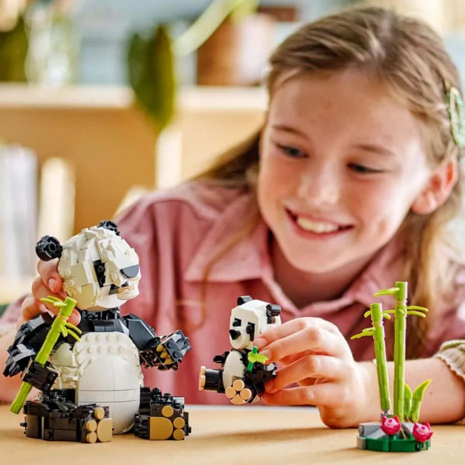 LEGO® Creator 3-i-1 Ville dyr: Pandafamilie 31165