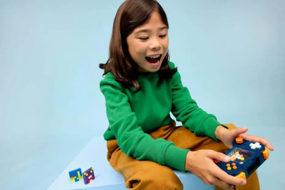 LEGO® Creator Spillkonsoll i retrostil 31380