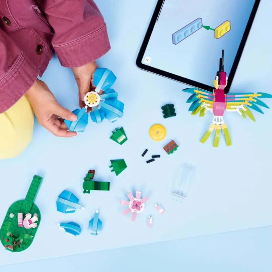 LEGO® Creator Ville dyr: fargeglad kolibri 31384