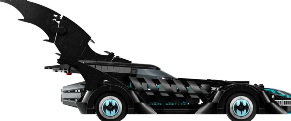 LEGO® DC Batman™: Batman Forever™ Batmobile™ 76304