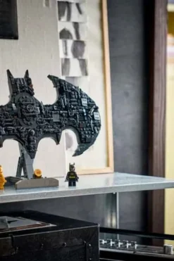 LEGO® DC Batman™: Logoen til Batman 76330