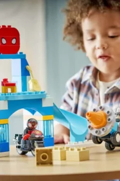 LEGO® DUPLO® │ Marvel Team Spideys hovedkvarter 10464