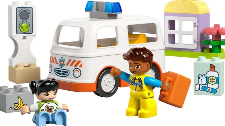 LEGO® DUPLO® Sykebil med sjåfør 10447