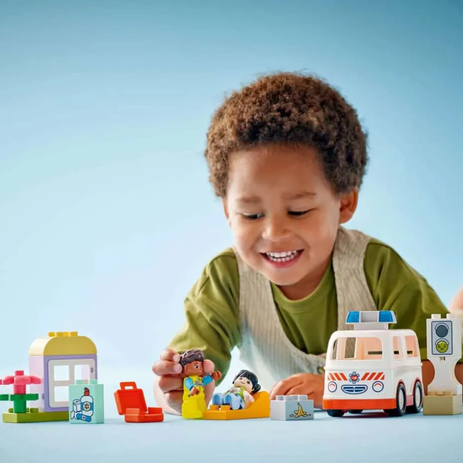 LEGO® DUPLO® Sykebil med sjåfør 10447